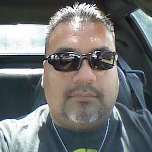 Meet your Posher, Carlos